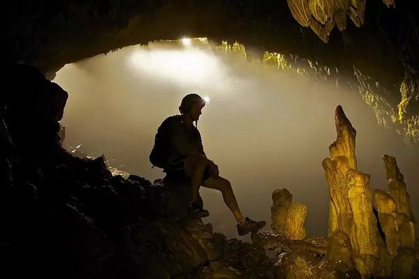 探索古玛雅地底世界-神秘的尤卡坦洞穴