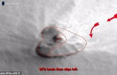 网友发现火星上的神秘图腾酷似被掩盖的飞碟形状的UFO！