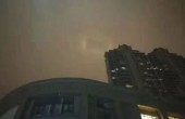 济南上空现“神秘”光束 宛若UFO光临地球