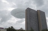俄罗斯上空惊现“飞碟云” 外形与运动轨迹酷似UFO